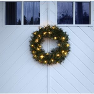 Āra mākslīgais vainags ar LED Star Trading Russian Pine, 50cm, 30LED, WW, IP44 Āra mākslīgais vainags ar LED Star Trading Russian Pine, 50cm, 30LED, WW, IP44