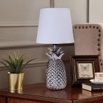 Galda lampa dekoratīva Aigostar Design Pineapple E14, Max. 40W, keramiska, Balta/Sudraba