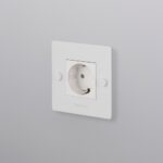 Kontaktligzda Buster + Punch London 1G SOCKET / WHITE, Schuko Type F, CSK-143447