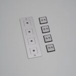 Rāmis 4-vietīgs Buster + Punch London 4G WALL PLATE / VERTICAL / STEEL, CPL-072403