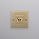 Slēdzis Buster + Punch London 1G DOUBLE TOGGLE SWITCH / BRASS, CTK-053452