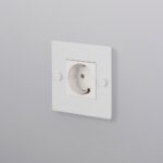 Kontaktligzda Buster + Punch London 1G SOCKET / WHITE, Schuko Type F, CSK-143447