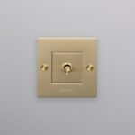 Slēdzis Buster + Punch London 1G TOGGLE SWITCH / BRASS, CTK-053451