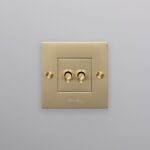 Slēdzis Buster + Punch London 1G DOUBLE TOGGLE SWITCH / BRASS, CTK-053452