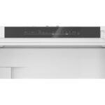 Iebūvējams ledusskapis ar saldētavu Bosch Serie 6 Top Freezer KIL82SDD0, 177.5x56cm, Soft Close, flat hinge