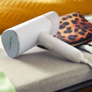 Rokas apģērbu tvaicētājs Philips 3000 Series STH3020/10, 1000W, 20g/min., 120ml