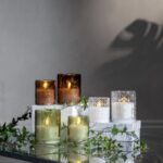 LED svece ar stikla kupolu Star Trading LED Pillar Candle Flamme Leaf, 10cm, 2xAA, ar taimeri