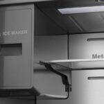 Ledusskapis ar saldētavu Hisense PureFlat RQ760N4SBFE side-by-side, 179×91.5cm, NoFrost, SuperFrost