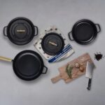 Panna ēdiena gatavošanai STAUB X Buster + Punch London PAN / Ø 28 CM / CROSS / BRASS