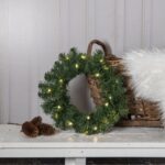 LED āra mākslīgo skuju vainags Star Trading Dalbo, 40cm, 20LED, WW, 3xAA, ar taimeri, IP44