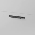 Mēbeļu rokturis Buster + Punch London PULL BAR / PLATE / LINEAR / BLACK, GPB-02303, 15cm Mēbeļu rokturis Buster + Punch London PULL BAR / PLATE / LINEAR / BLACK, GPB-02303, 15cm