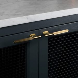 Mēbeļu rokturis Buster + Punch London L-BAR / LINEAR / BRASS, ULB-053958