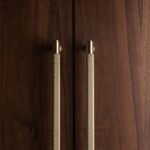 Mēbeļu rokturis Buster + Punch London CLOSET BAR / CROSS / BRASS, UCB-054586, 76cm