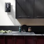 Mēbeļu rokturis Buster + Punch London PULL BAR / PLATE / CROSS / SMOKED BRONZE, UPB-094571, 16cm