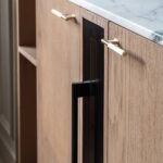 Mēbeļu rokturis Buster + Punch London L-BAR / LINEAR / BRASS, ULB-053958