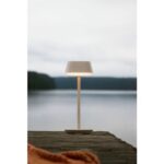 LED galda lampa uzlādējama Konstsmide Lyon, 30cm, 2.5W, 120lm DIM, CCT+RGB, IP54, Sand LED galda lampa uzlādējama Konstsmide Lyon, 30cm, 2.5W, 120lm DIM, CCT+RGB, IP54, Sand