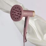 Matu fēns Remington AIRvive™ Digital Hair Dryer, 1350W, Ionic Anti-Frizz, ar piederumiem Matu fēns Remington AIRvive™ Digital Hair Dryer, 1350W, Ionic Anti-Frizz, ar piederumiem