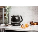 Elektriskā tējkanna ar regulējamu temp. KitchenAid Artisan Cast Iron Black, 2400W, 1.5l, 50-100 °C